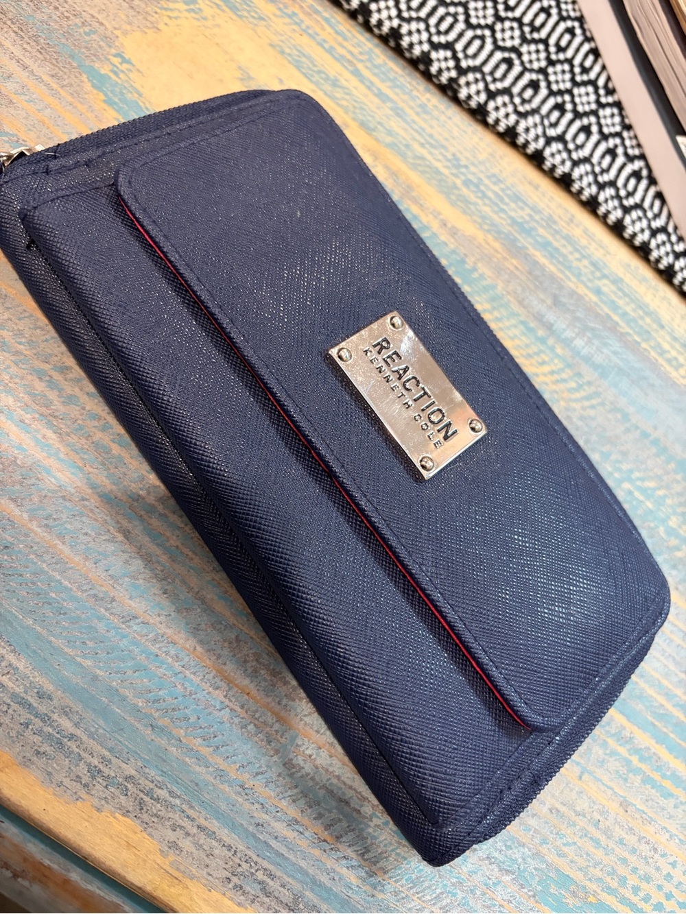 Kenneth Cole Reaction Navy Saffiano Logo Clutch